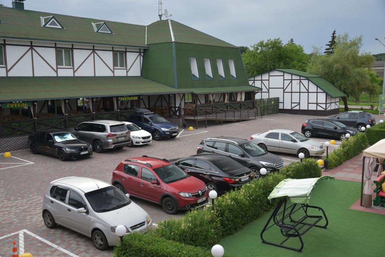 Hotel Lubenska Sloboda Olshanka Экстерьер фото